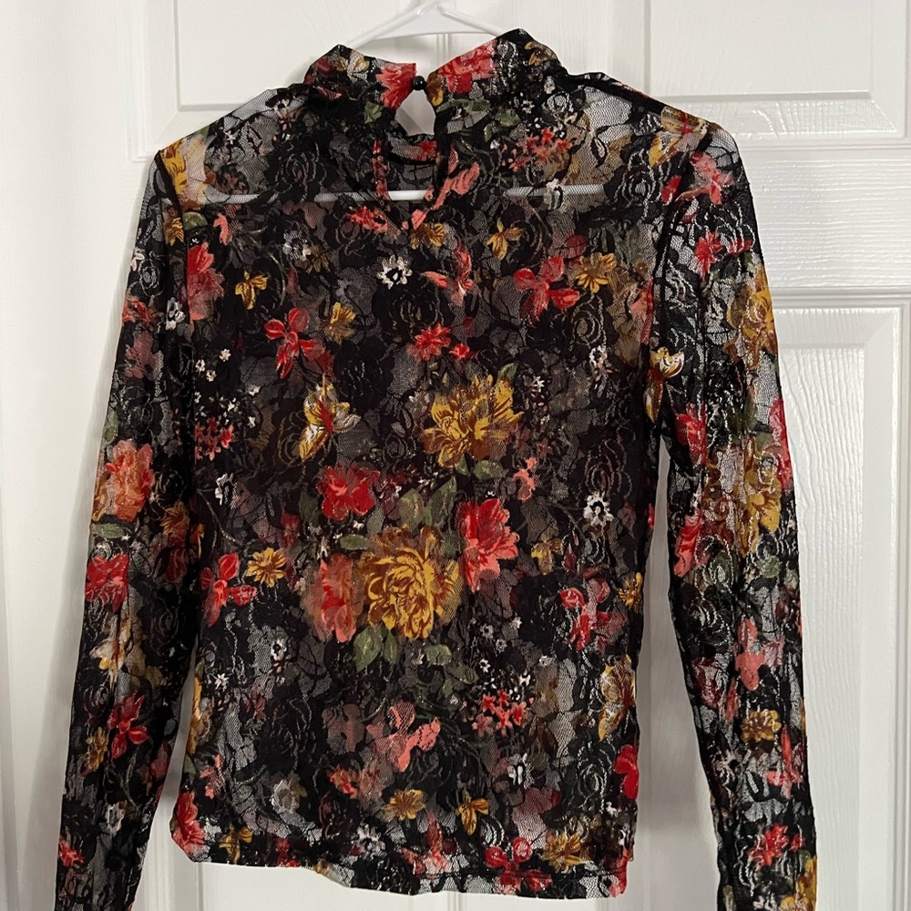 SHEIN floral mesh top - Picture 3 of 6